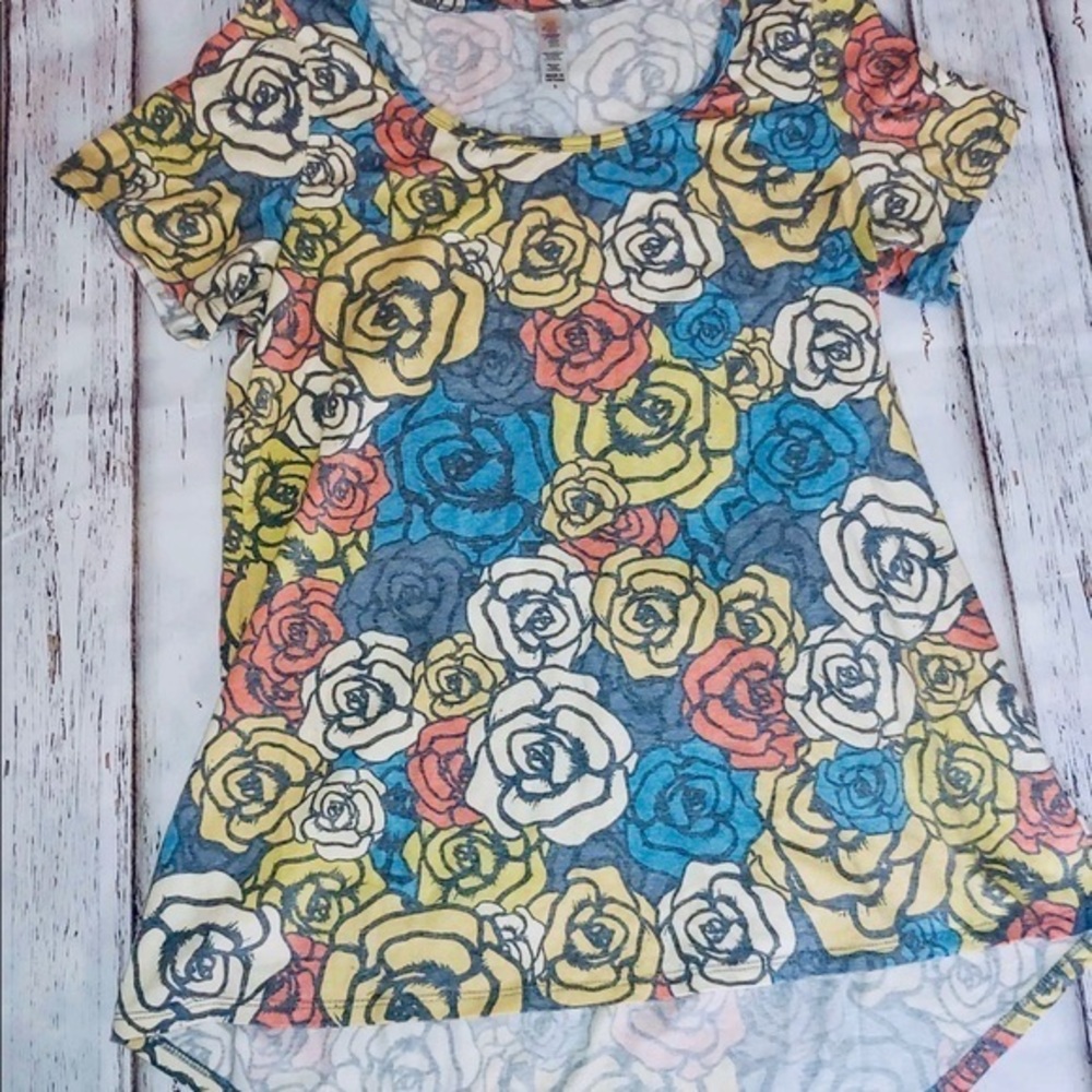 LuLaRoe Simply Comfortable Tee-S *D315*